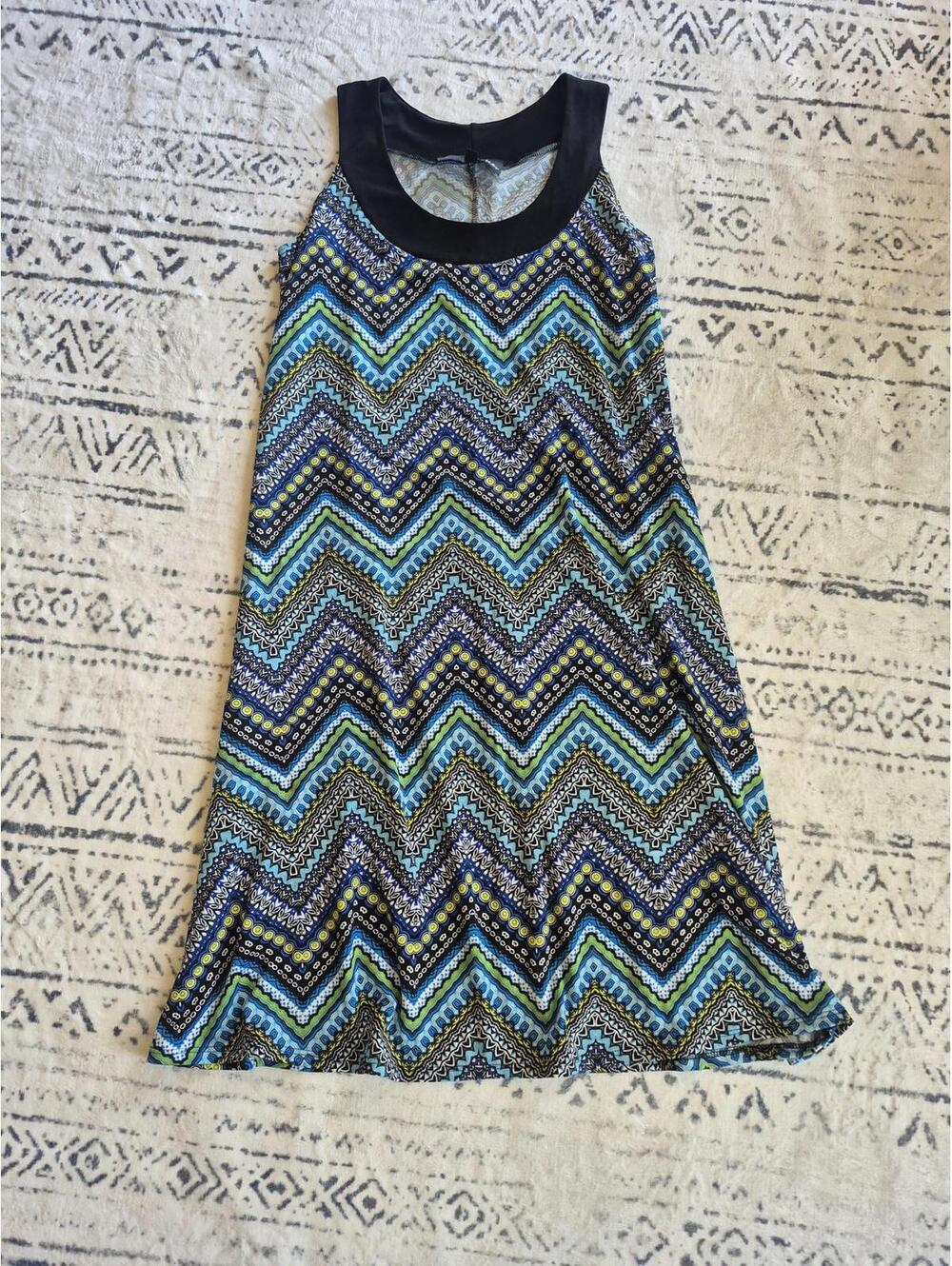 Ellen Parker Sleeveless Chevron Pattern Dress Medium